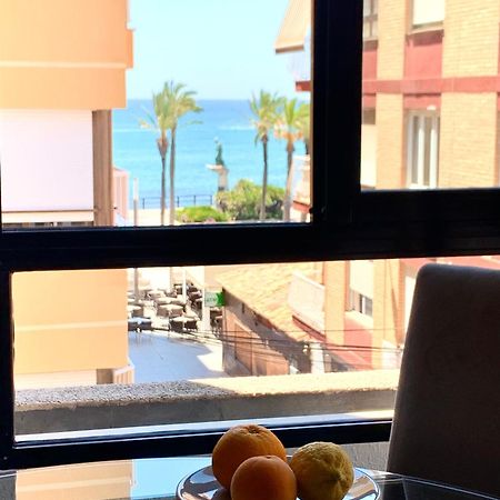 Schoene Wohnung In Zentrum Von Torrevieja Kültér fotó