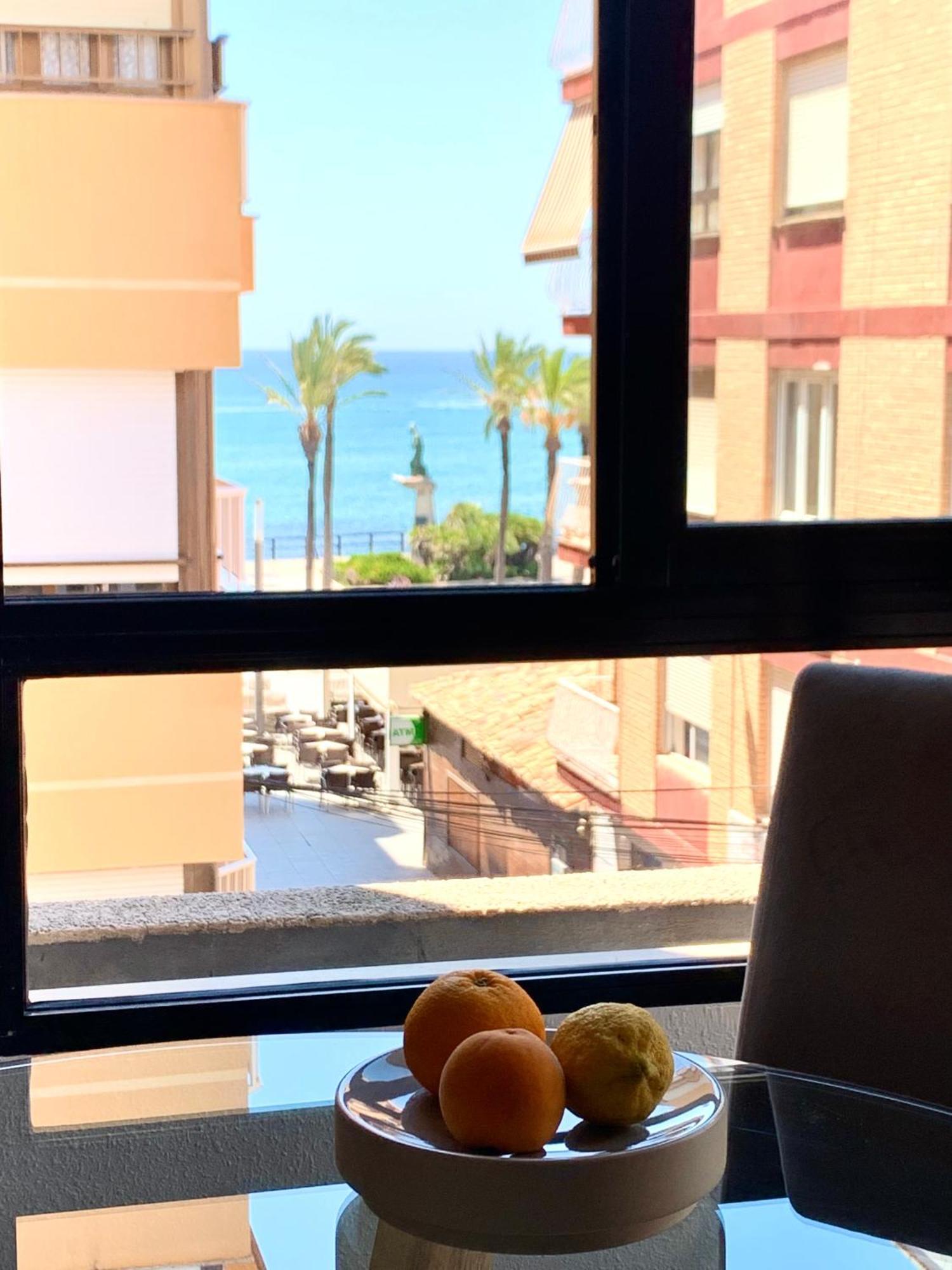 Schoene Wohnung In Zentrum Von Torrevieja Kültér fotó