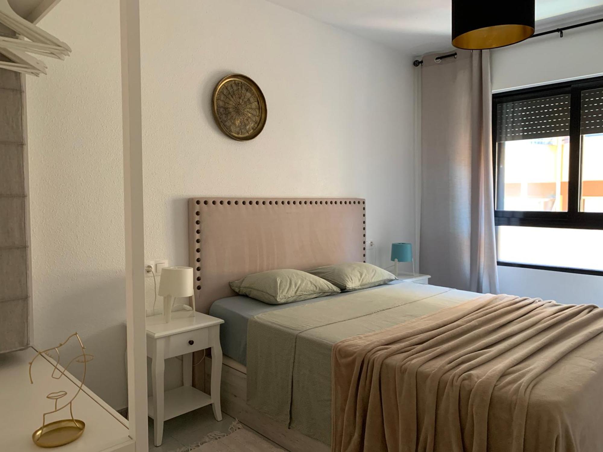 Schoene Wohnung In Zentrum Von Torrevieja Kültér fotó